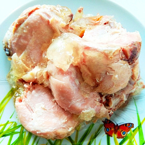 Мясо цыплят в собственном соку 500 гр.